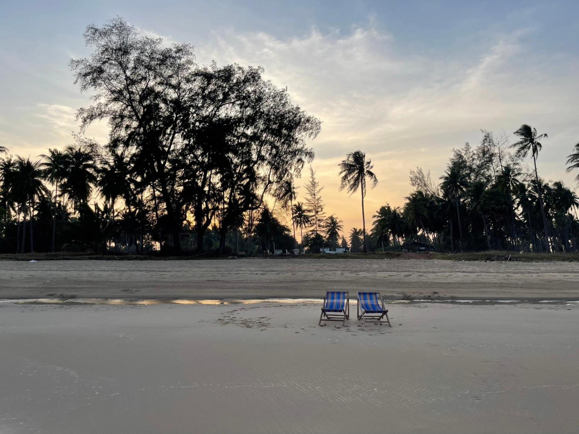 Blue Beach Bungalow Bang Saphan Noi Exterior foto